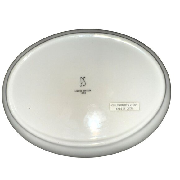 Vintage Limoges Porcelain - Oval Gilded Flower Decorated Lidded Trinket Box - Picture 9 of 9